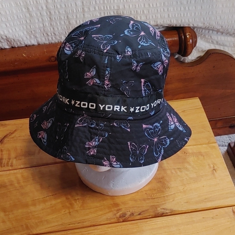 Zoo York Butterfly Black/ Multi coloured Bucket Hat